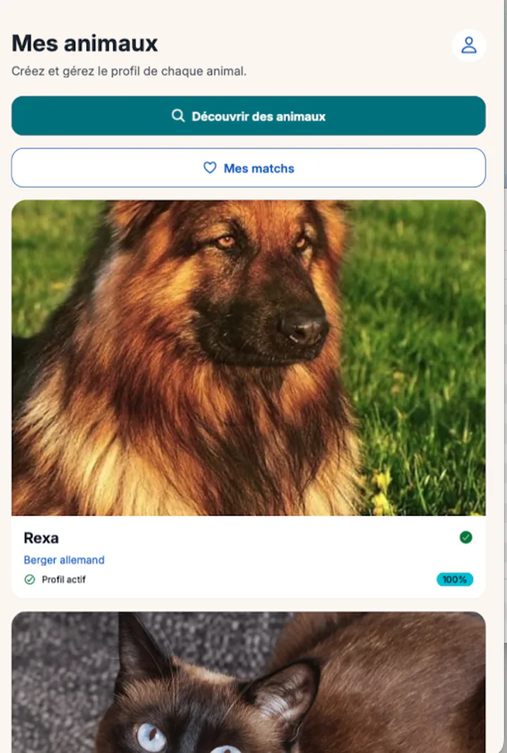Zwei CATDOG-Bildschirme: die Liste Ihrer Tiere und das Profil eines Tiers mit den Bereichen Gesundheit und Ahnentafel.